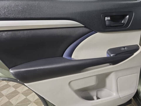 2018 Toyota Highlander LE Plus