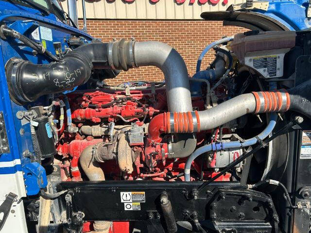 2018 Peterbilt 389