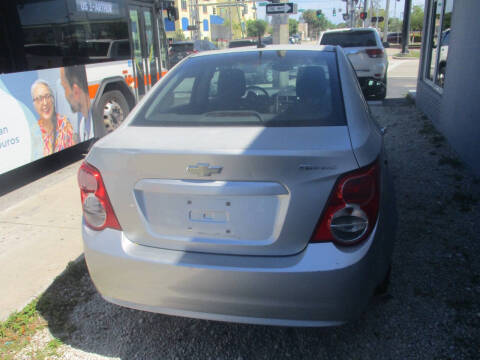 2012 Chevrolet Sonic LS