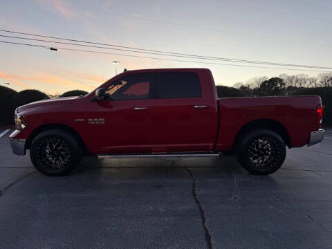 2018 RAM 1500 SLT