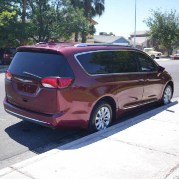 2018 Chrysler Pacifica Touring L