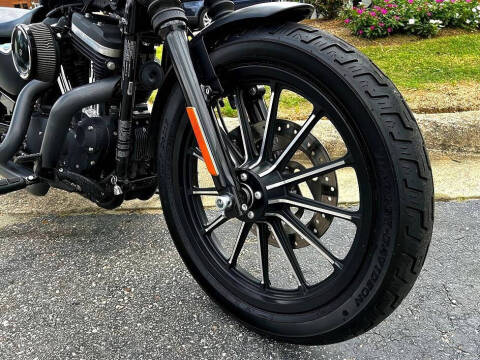 2015 Harley-Davidson XL883N