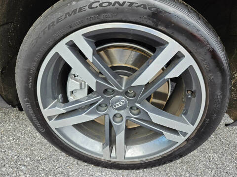 2017 Audi A4 2.0T quattro Premium