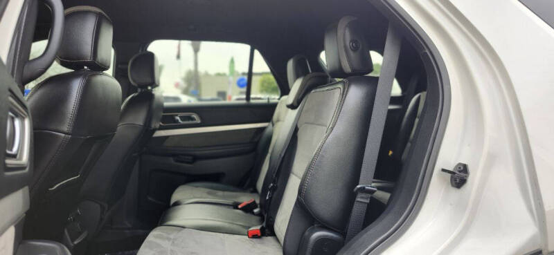 2017 Ford Explorer XLT