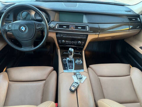 2011 BMW 7 Series 740i