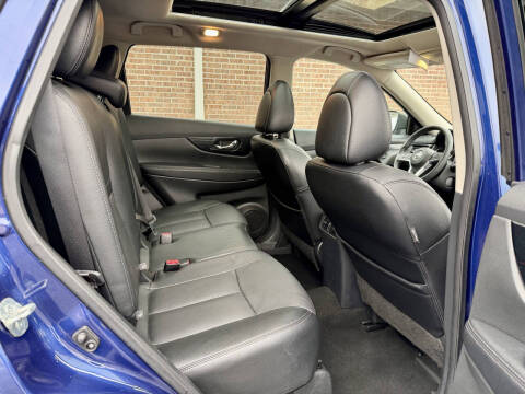 2017 Nissan Rogue SL