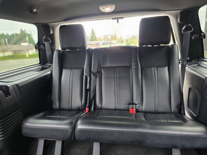 2016 Lincoln Navigator Select