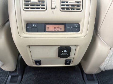 2017 Nissan Pathfinder SL