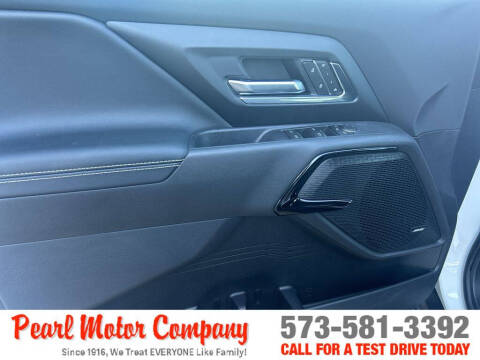 2025 Chevrolet Silverado EV LT