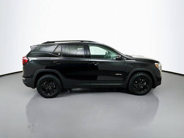 2024 GMC Terrain AT4