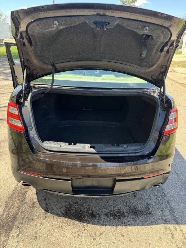 2013 Ford Taurus SEL