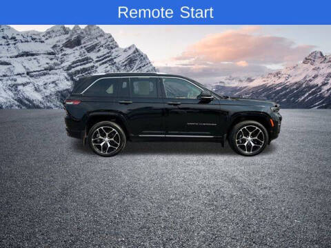 2022 Jeep Grand Cherokee Summit