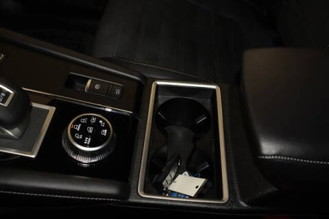 2025 Mitsubishi Outlander PHEV SE