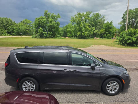 2022 Chrysler Pacifica Touring L