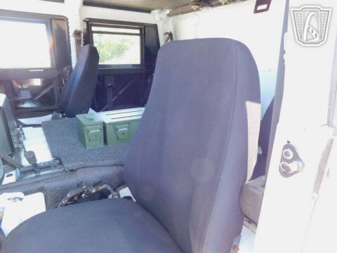 2008 AM General Hummer