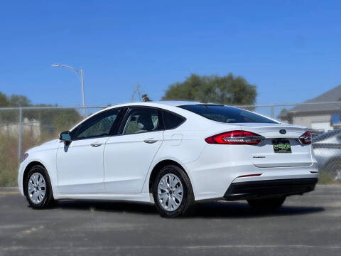 2019 Ford Fusion S