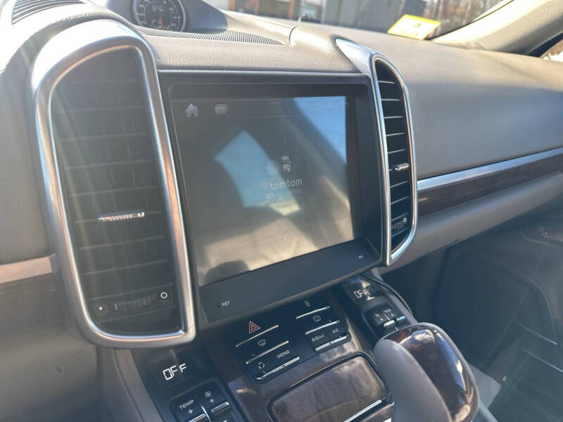 2012 Porsche Cayenne Tiptronic