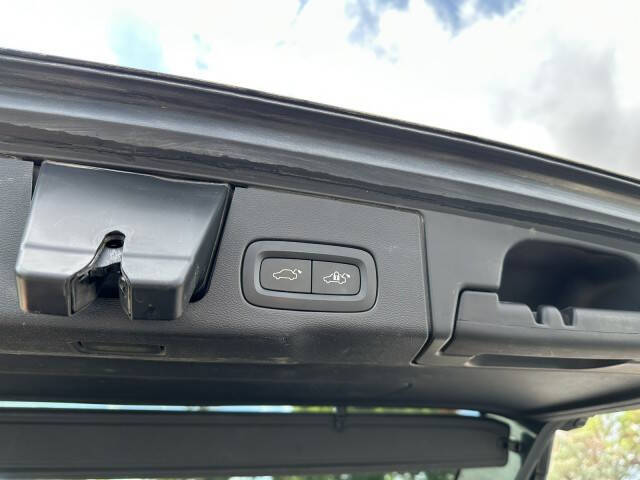 2019 Volvo XC60 T5 Momentum