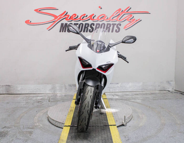 2021 Ducati Panigale V2