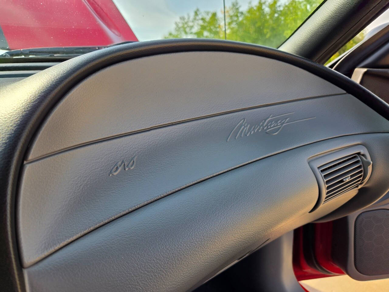 1995 Ford Mustang 149