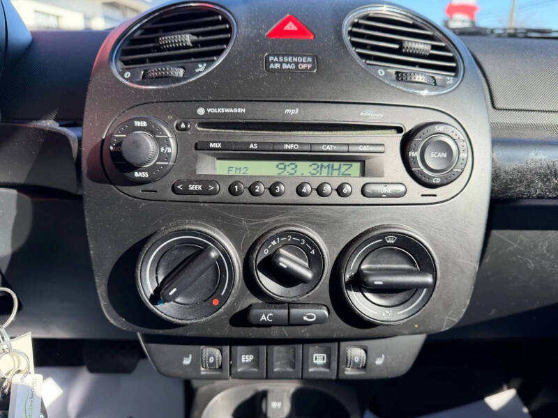 2006 Volkswagen New Beetle 2.5