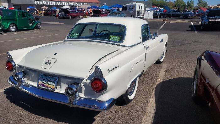 1955 Ford Thunderbird