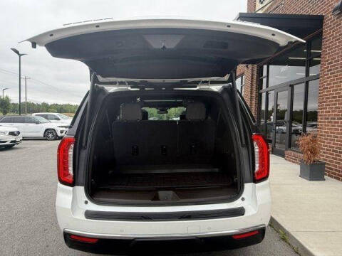 2023 GMC Yukon XL SLT