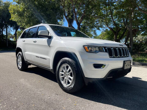 2018 Jeep Grand Cherokee for sale at DELRAY AUTO MALL in Delray Beach FL