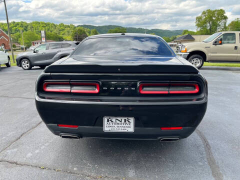 2019 Dodge Challenger SXT