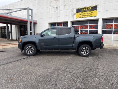 2019 GMC Canyon for sale at Auto Center of Columbus in Columbus OH