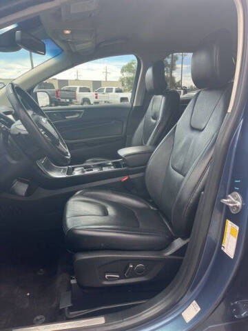 2019 Ford Edge Titanium