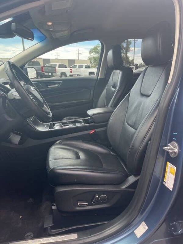 2019 Ford Edge Titanium