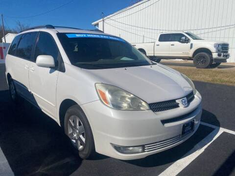 2004 Toyota Sienna for sale at Credit Builders Auto in Texarkana TX