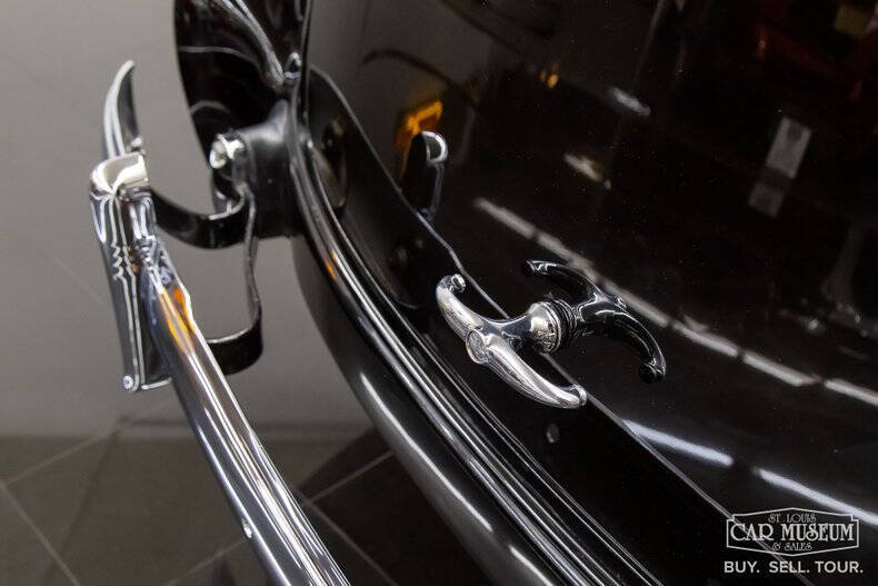 1937 Cadillac Series 85