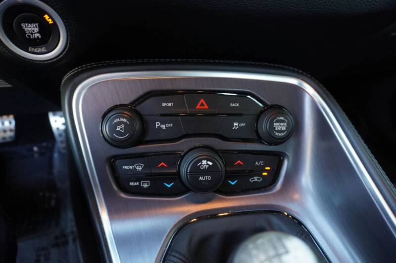 2015 Dodge Challenger