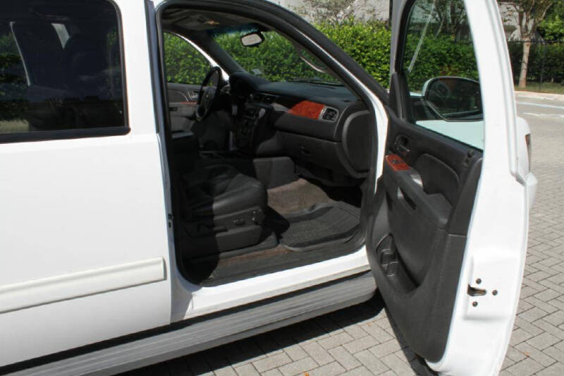 2013 Chevrolet Suburban LT