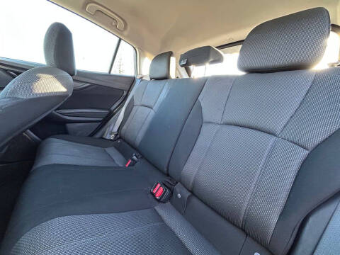 2019 Subaru Impreza 2.0i