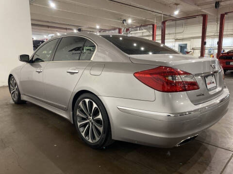 2012 Hyundai Genesis 5.0L R-Spec