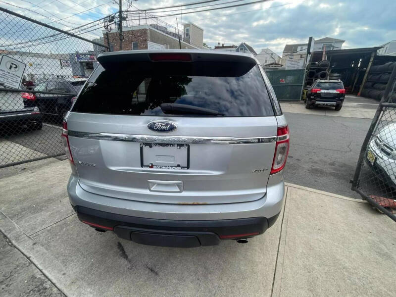 2011 Ford Explorer Limited photo 67