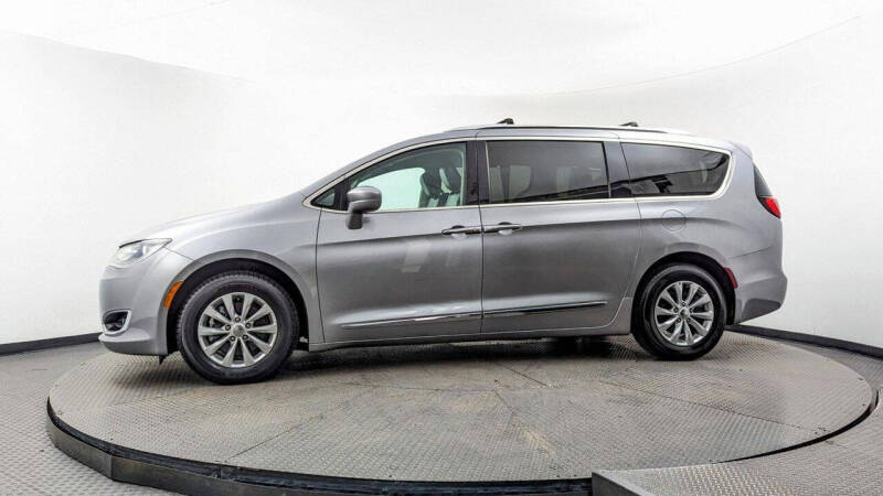 2019 Chrysler Pacifica Touring L