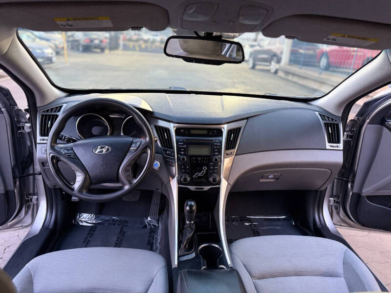 2013 Hyundai Sonata Hybrid