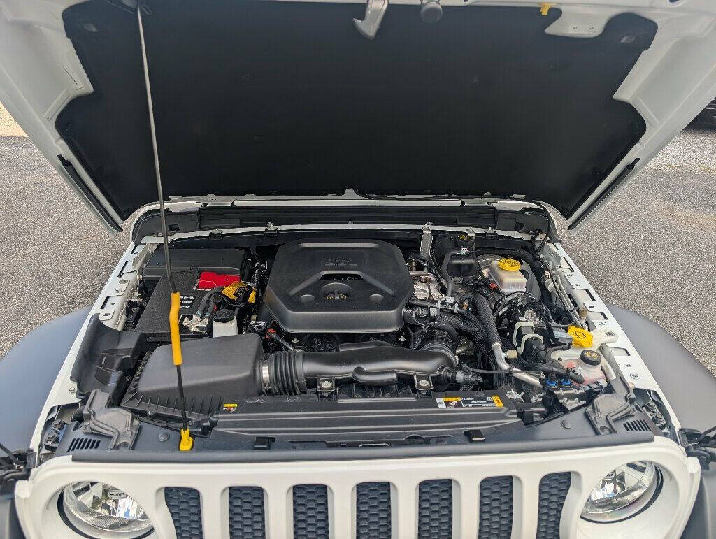 2023 Jeep Wrangler 15