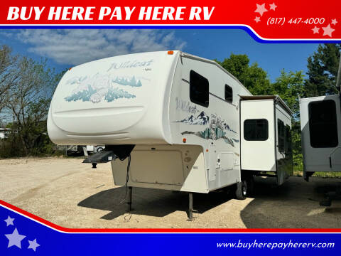 2006 Forest River Wildcat 29BHBP for sale at BUY HERE PAY HERE RV in Burleson TX