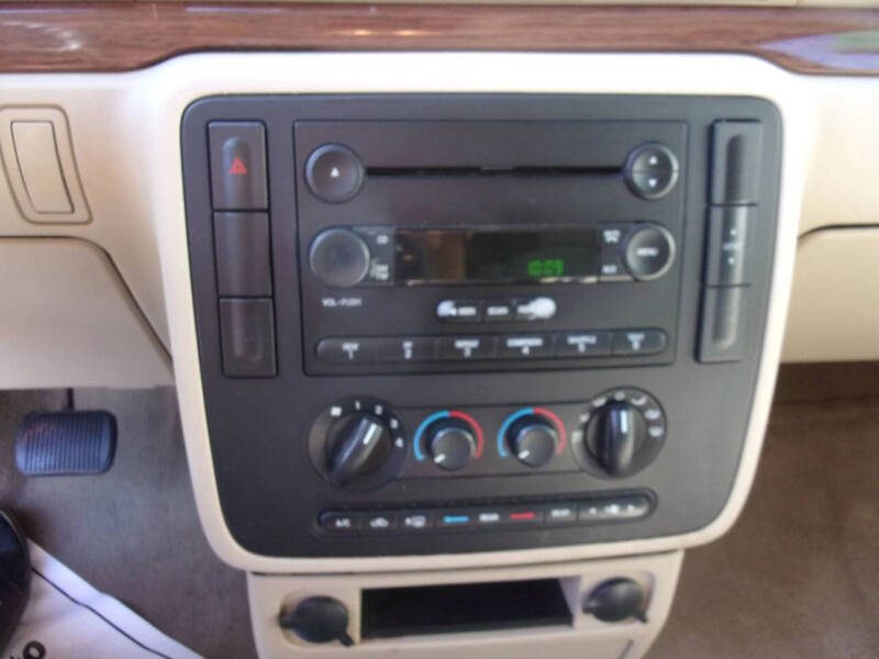 2004 Ford Freestar SEL