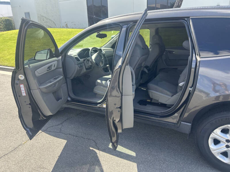2016 Chevrolet Traverse LS