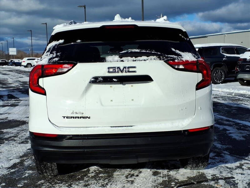 2021 GMC Terrain SLE