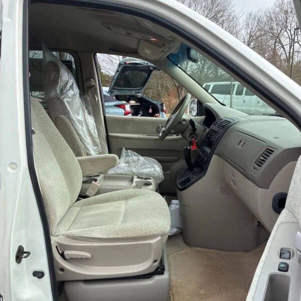 2005 Kia Sedona