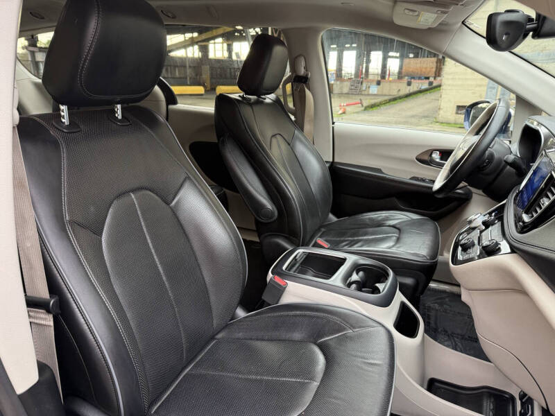 2017 Chrysler Pacifica Limited