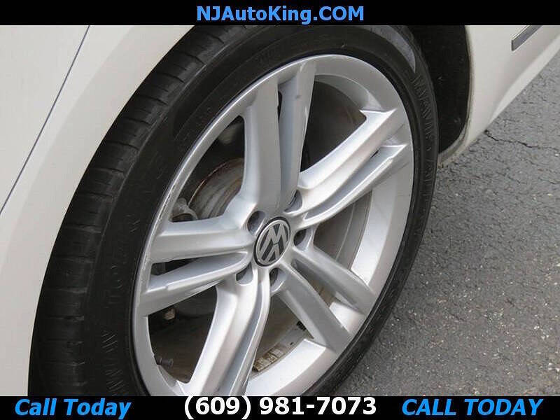 2014 Volkswagen Passat 1.8T SEL Premium PZEV