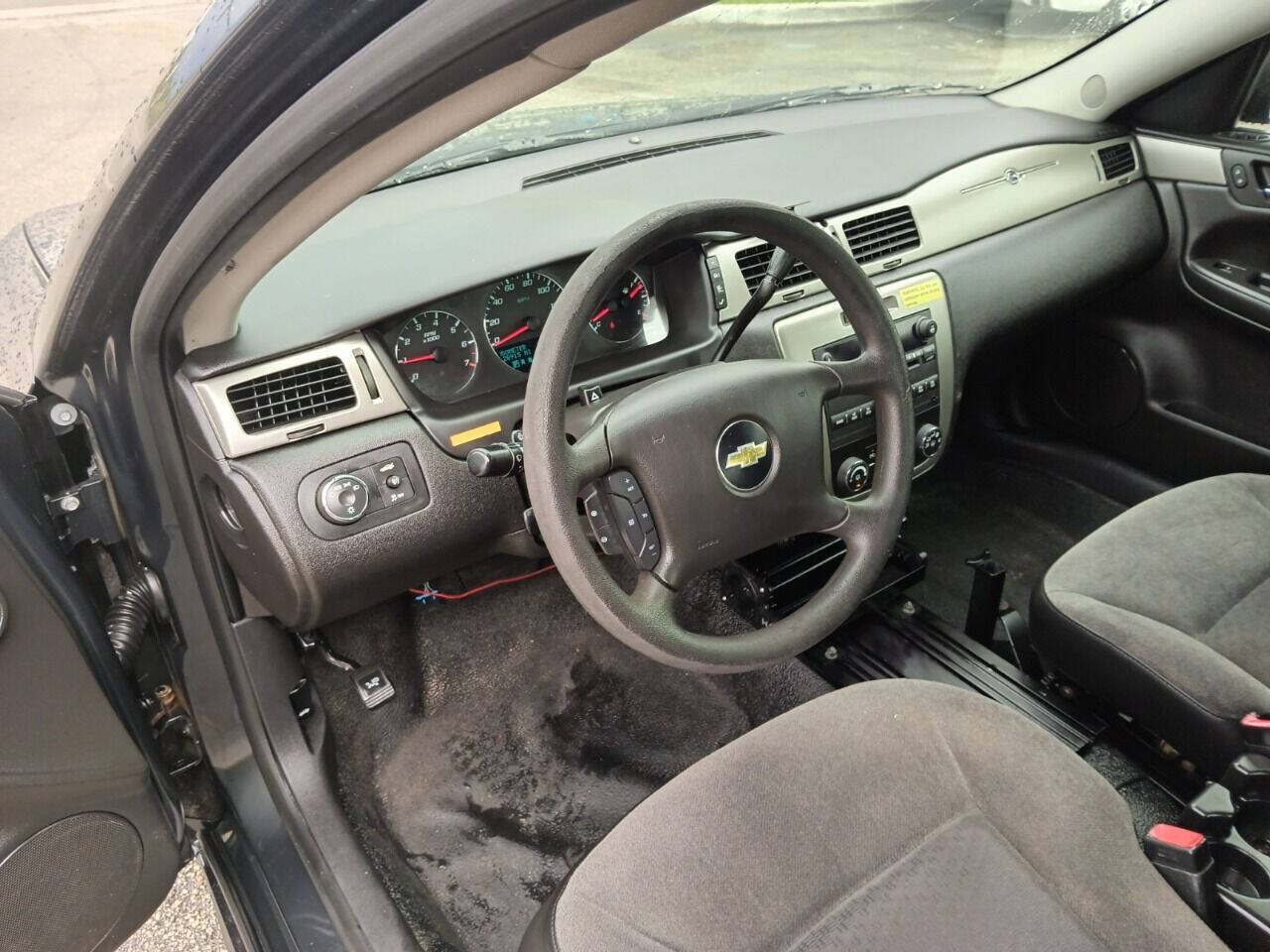 2015 Chevrolet Impala Sedan - $8,950